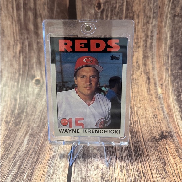 Other - VTG 1986 Topps Wayne Krenchicki #777 Reds Baseball Card Item #ME6202